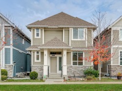 16527 25a Avenue  Surrey, BC V3Z 0S2
