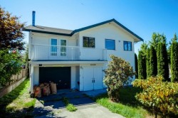11604 75a Avenue Delta, BC V4C 1J4
