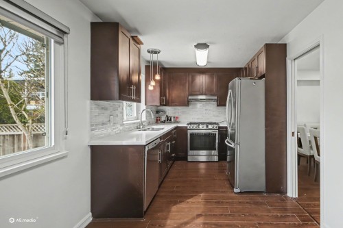 9279 156A Street, Surrey, BC 