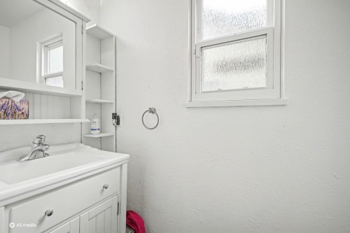 9279 156A Street, Surrey, BC 