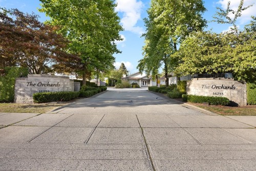 204-16233 82 Avenue, Surrey, BC 