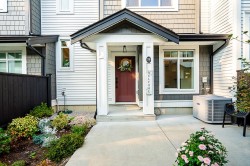 19-6897 201 Street Langley, BC V2Y 0Z3