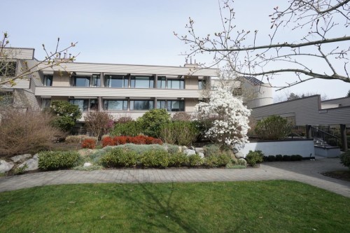 306-15275 19 Avenue  Surrey, BC V4A 1X6