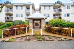 303-15338 18 Avenue Surrey, BC V4A 1W8