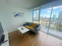 2509-13428 105 Avenue Surrey, BC V3T 0S6