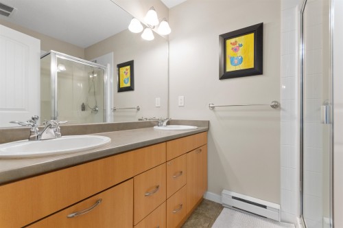 33-4401 Blauson Boulevard, Abbotsford, BC 