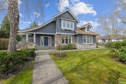 16330 Lincoln Woods Court  Surrey, BC V3Z 0J8