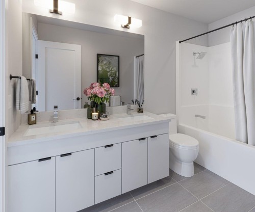 202-5486 199A Street, Langley, BC 