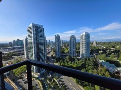 2907-13725 George  Junction Surrey, BC V3T 0V7