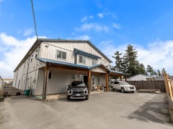 819 Clearbrook Drive Abbotsford, BC V2T 5X2