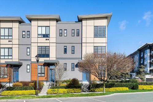 18-1938 North Parallel Road  Abbotsford, BC V3G 0H1