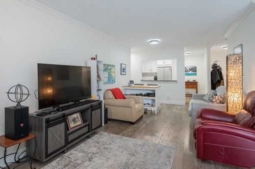 204-1255 Best Street, White Rock, BC 
