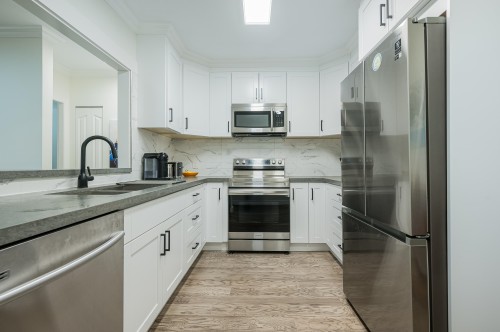 204-1255 Best Street, White Rock, BC 