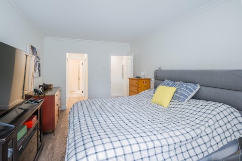 204-1255 Best Street, White Rock, BC 