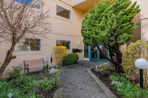 204-1255 Best Street, White Rock, BC 