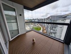 4FL-13777 75a Avenue Surrey, BC V3W 3W4