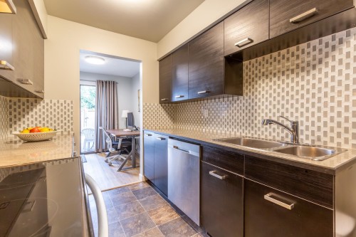 105-5191 203 Street, Langley, BC 