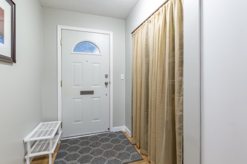 105-5191 203 Street, Langley, BC 