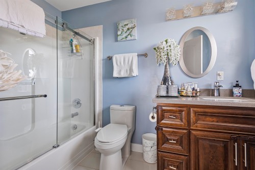 2772 St Moritz Way, Abbotsford, BC 