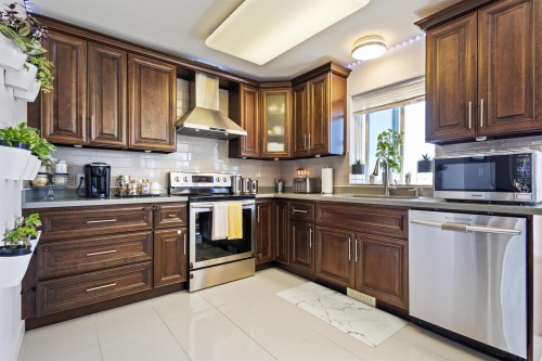 2772 St Moritz Way, Abbotsford, BC 