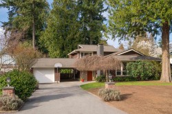 20157 43 Avenue  Langley, BC V3A 3B9