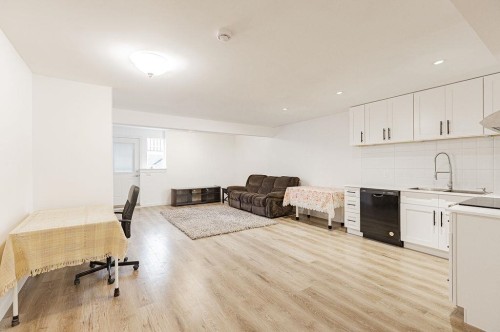 20443 83A Avenue, Langley, BC - Indoor