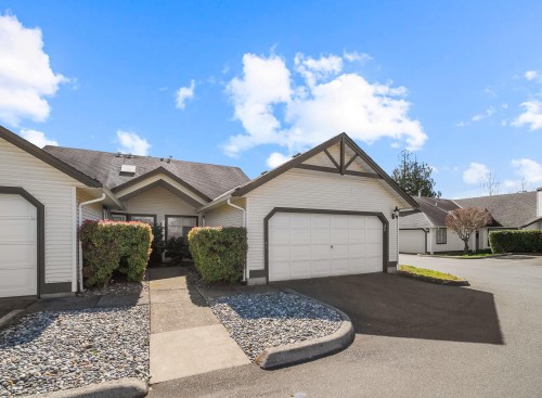 31-19649 53 Avenue  Langley, BC V3A 8C5