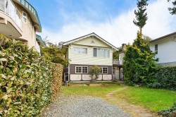 866 Finlay Street White Rock, BC V4B 4K2