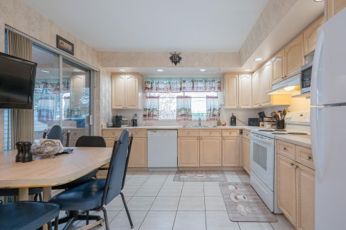 103-5776 200 Street, Langley, BC 