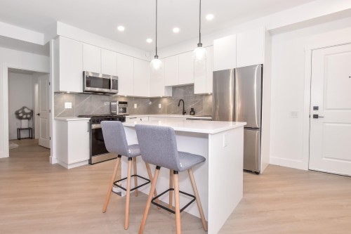 311-3438 146a Street  Surrey, BC V4P 0J1