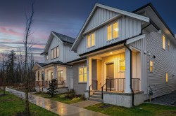 19623 75 Avenue Langley, BC V2Y 3R9