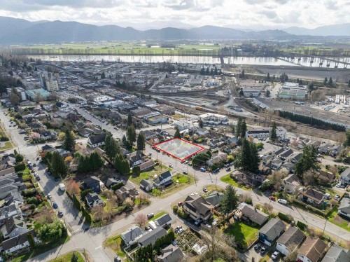 32972 2 Avenue, Mission, BC 