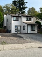 7662 125 Street Surrey, BC V3W 7W4