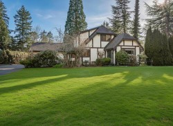 2570 142 Street Surrey, BC V4P 2G3