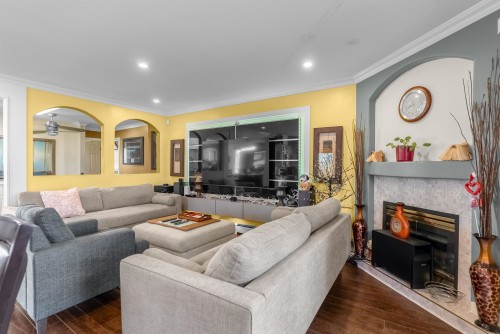 14075 110A Avenue, Surrey, BC 