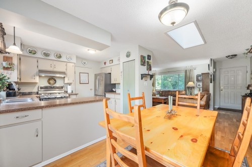 12332 24 Avenue, Surrey, BC 