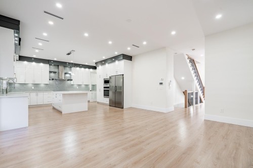 10648 124 Street, Surrey, BC 