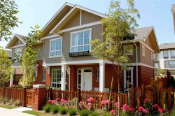 6893 195a Street Surrey, BC V4N 6K3