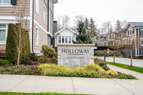 24-2070 Oak Meadows Drive, Surrey, BC 