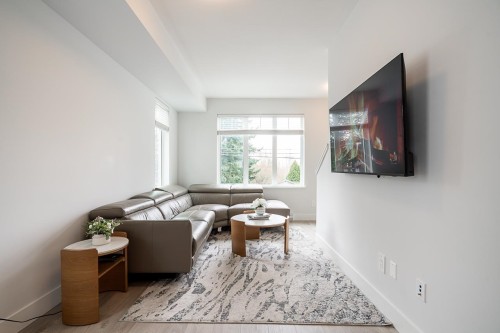 24-2070 Oak Meadows Drive, Surrey, BC 