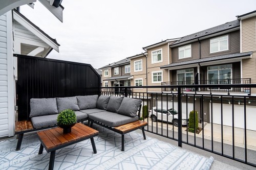 24-2070 Oak Meadows Drive, Surrey, BC 