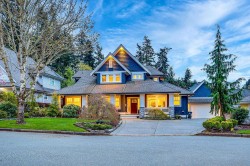 12856 20a Avenue Surrey, BC V4A 0A3