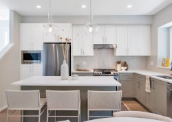 124-1833 165a Street Surrey, BC V3Z 9N3