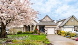 15585 Goggs Avenue  White Rock, BC V4B 2N5