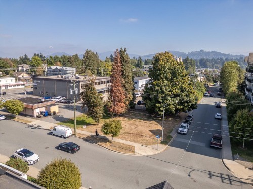 2604 Bourquin Crescent E, Abbotsford, BC 