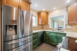 64-1400 164 Street Surrey, BC V4A 8V8