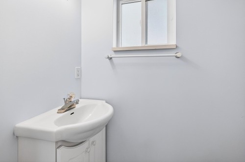 20357 42 Avenue, Langley, BC 