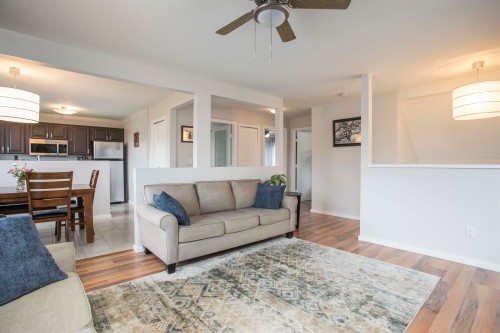 6016 Brooks Crescent, Surrey, BC 