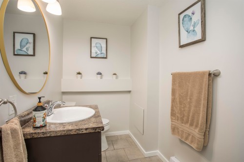 6016 Brooks Crescent, Surrey, BC 