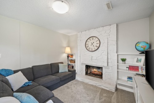 2922 Wiggins Place, Langley, BC 